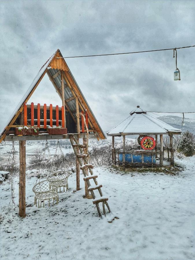 Log Cabin Uvac Nova Varos Bagian luar foto