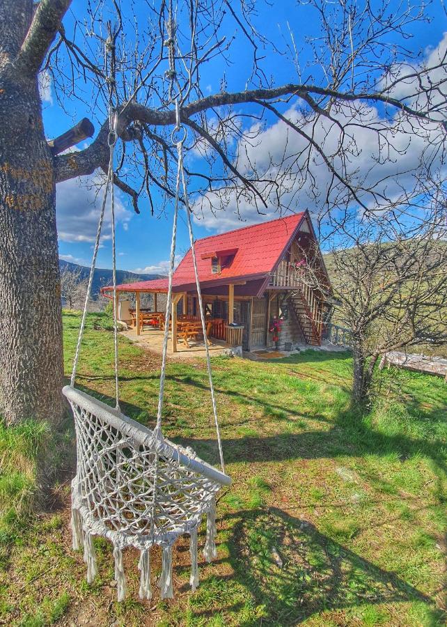 Log Cabin Uvac Nova Varos Bagian luar foto