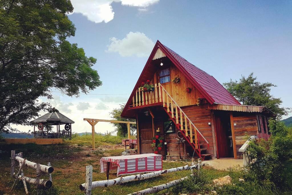 Log Cabin Uvac Nova Varos Bagian luar foto