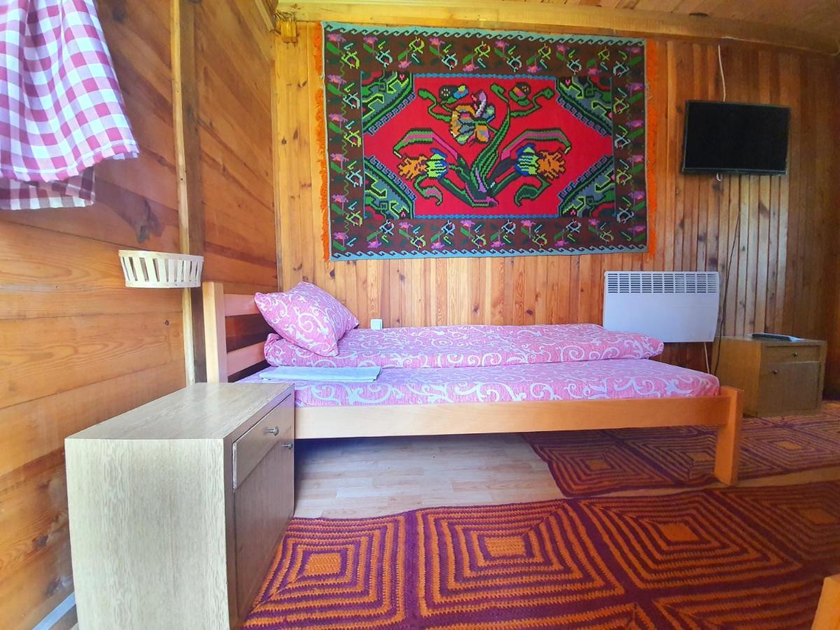 Log Cabin Uvac Nova Varos Bagian luar foto