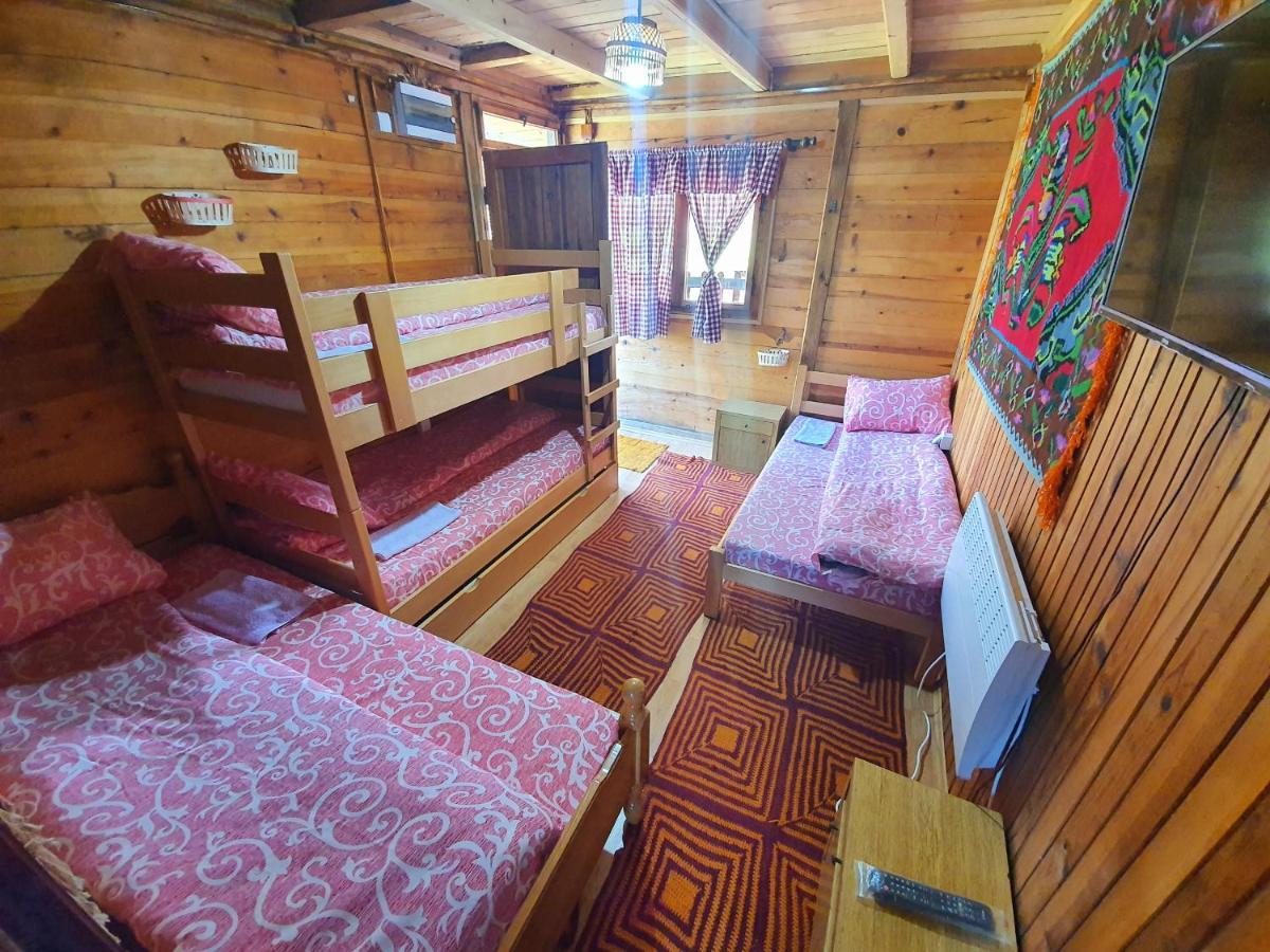 Log Cabin Uvac Nova Varos Bagian luar foto